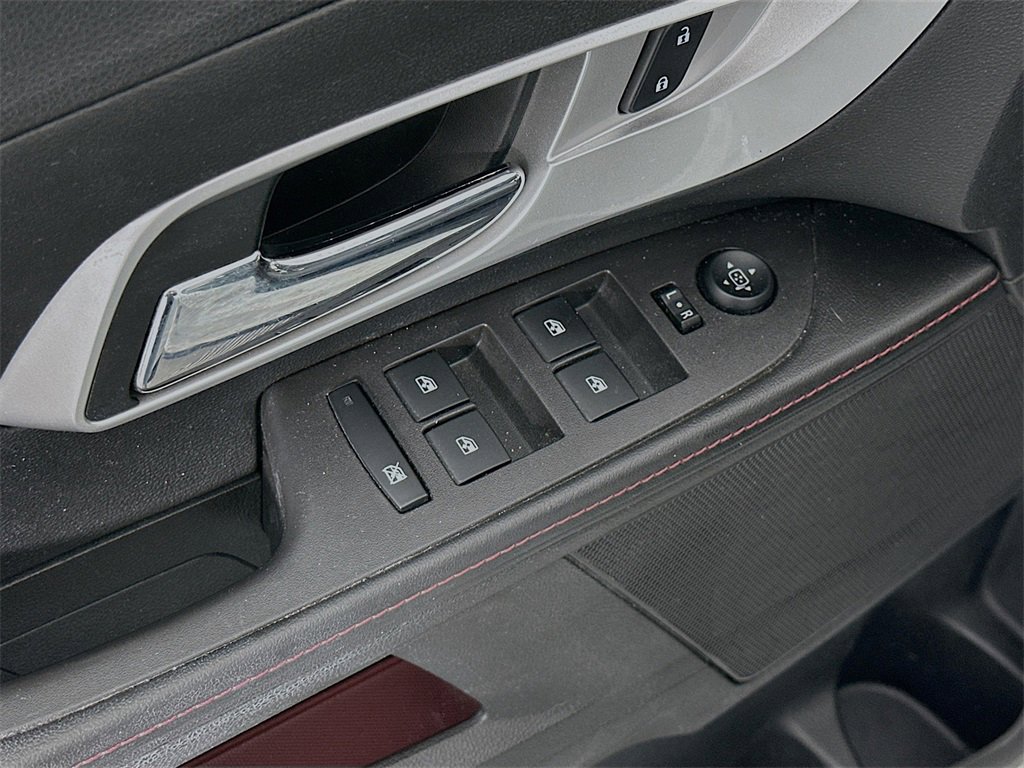 Used 2015 Chevrolet Equinox LT image 21