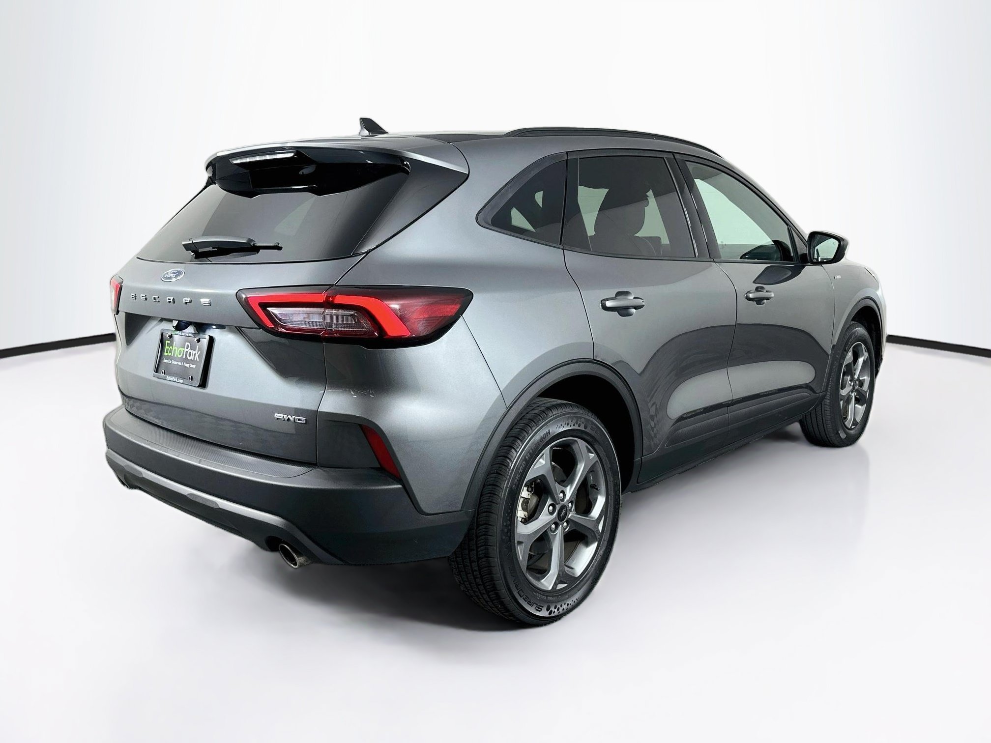 Used 2025 Ford Escape ST-Line Select AWD/4WD image 9