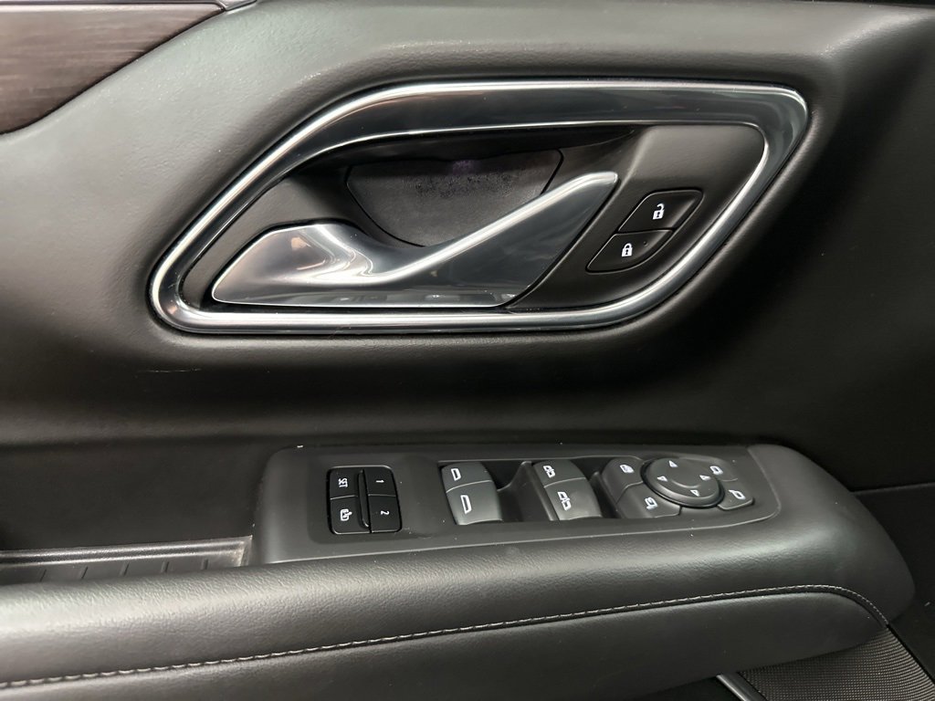 Used 2024 Chevrolet Tahoe LT w/ LT Signature Package image 19