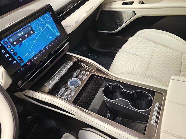 Used 2024 Lincoln Nautilus Black Label image 24