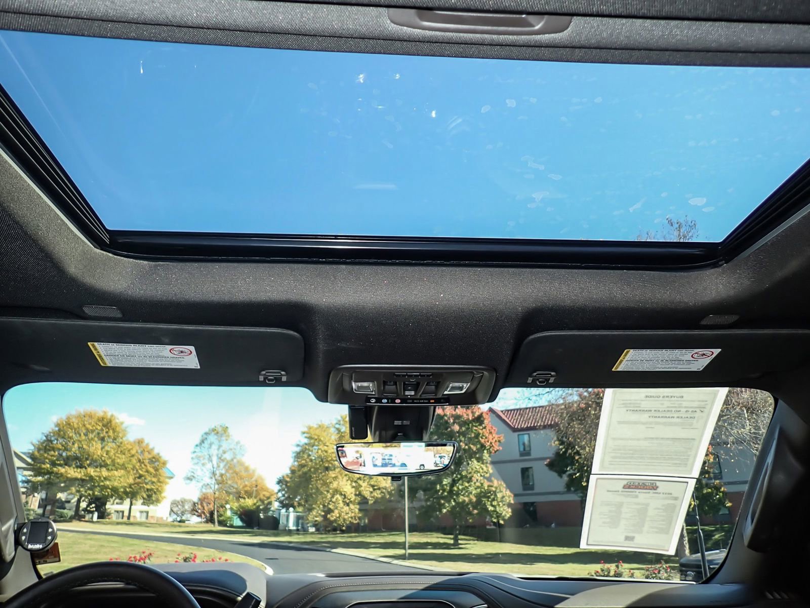 Used 2022 GMC Sierra 3500 Denali w/ Denali Ultimate Package image 17