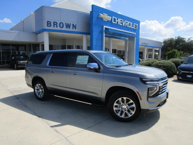 New 2025 Chevrolet Suburban Premier w/ Sun And Tow Package