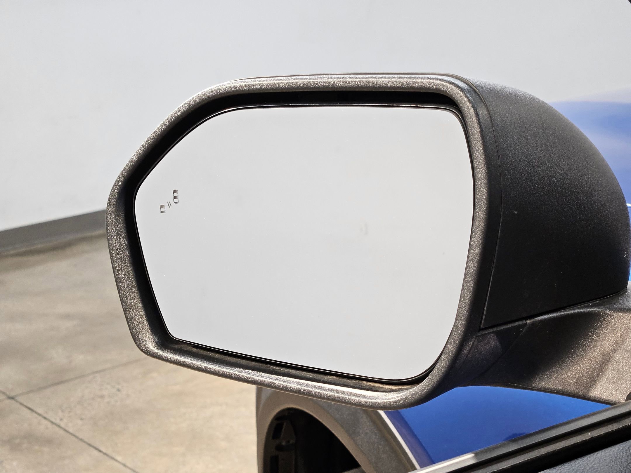 Used 2020 Ford Explorer XLT w/ Equipment Group 202A image 22