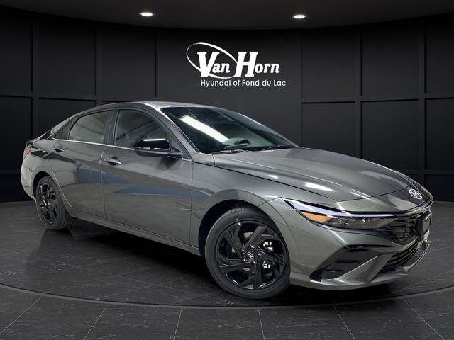 New 2026 Hyundai Elantra SEL Sport image 1