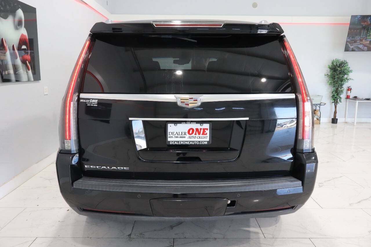 Used 2015 Cadillac Escalade Premium AWD/4WD image 4