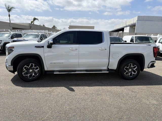 Used 2023 GMC Sierra 1500 SLT w/ SLT Premium Plus Package AWD/4WD image 7