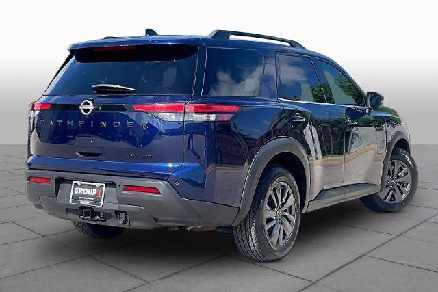 Certified 2022 Nissan Pathfinder SV w/ SV Premium Package AWD/4WD image 13