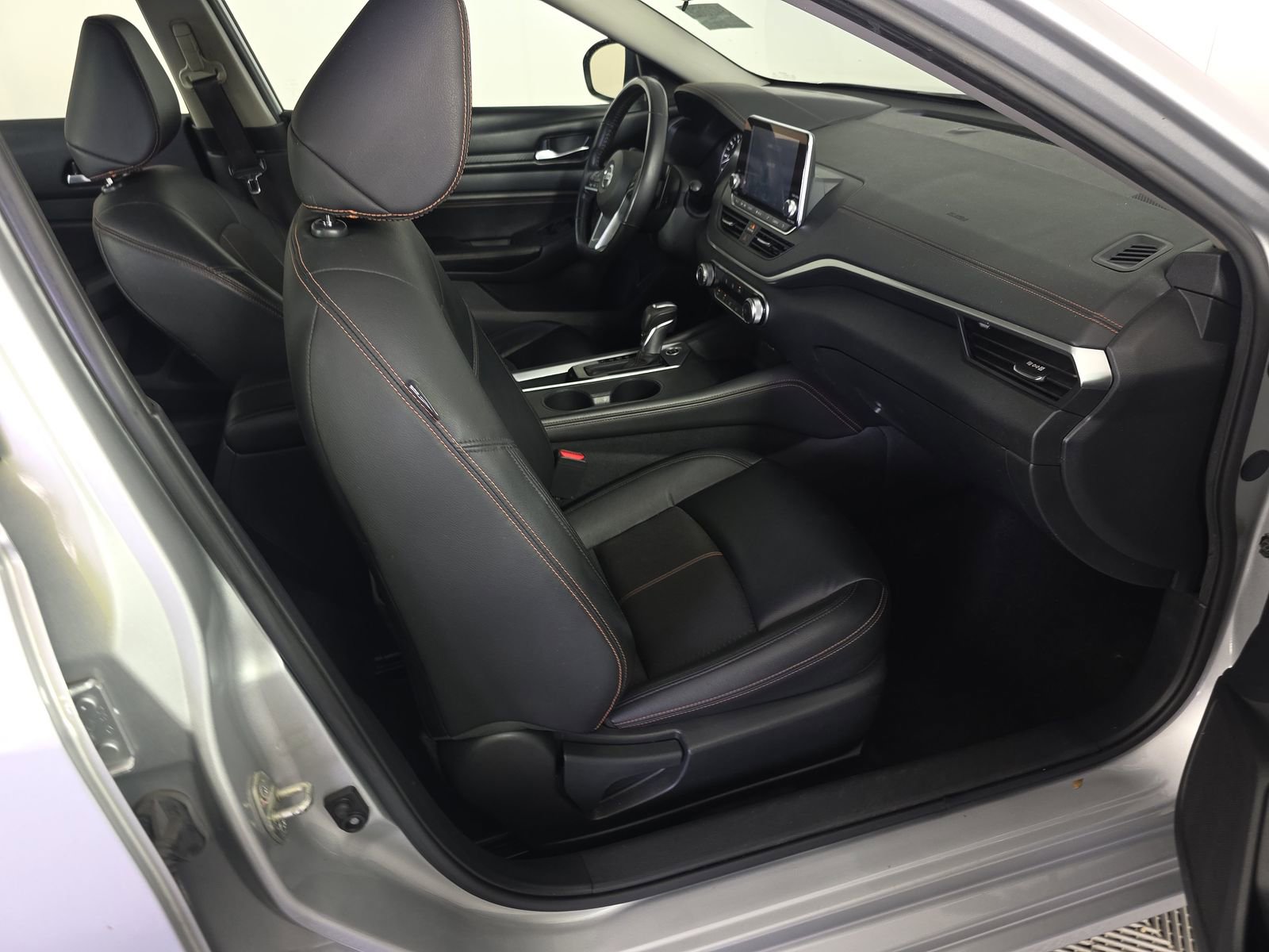 Used 2021 Nissan Altima 2.5 SR FWD image 15