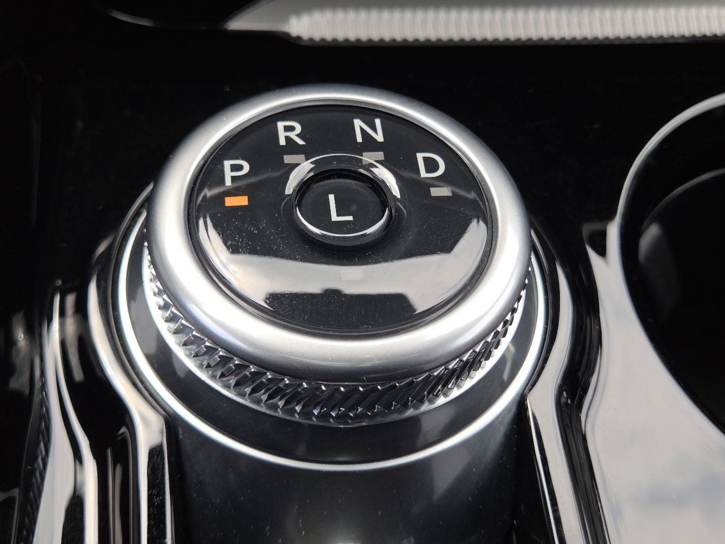 Used 2025 Ford Explorer Platinum AWD/4WD image 30