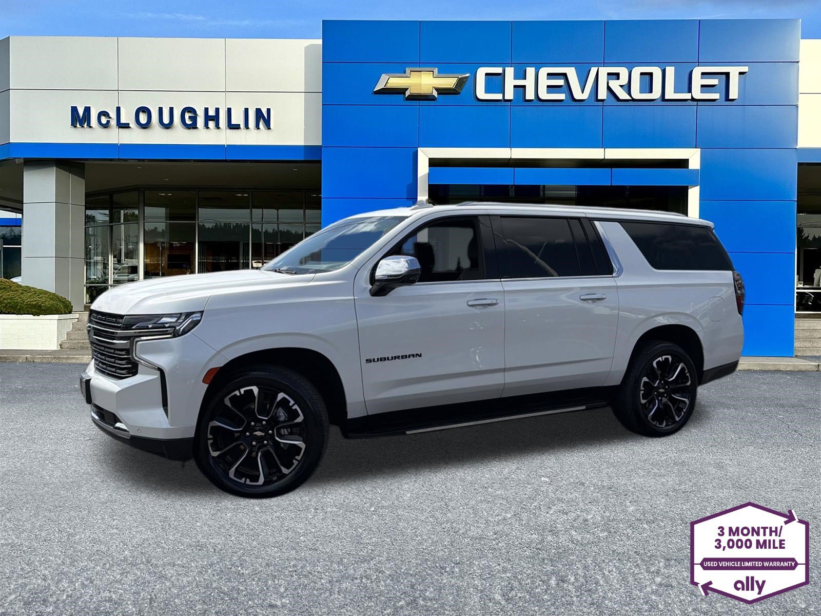 Used 2024 Chevrolet Suburban Premier AWD/4WD image 1