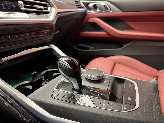 Certified 2023 BMW 430i xDrive Convertible w/ M Sport Package image 18