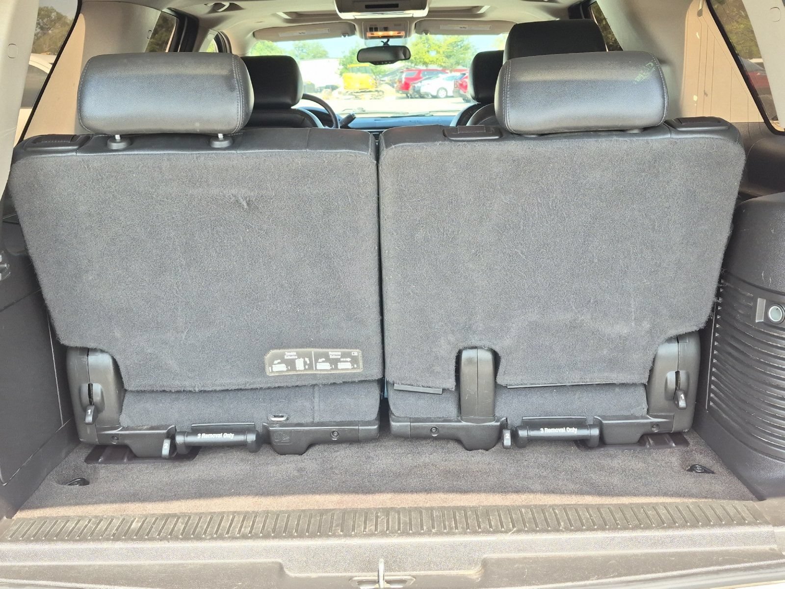 Used 2013 Chevrolet Tahoe LTZ RWD image 16