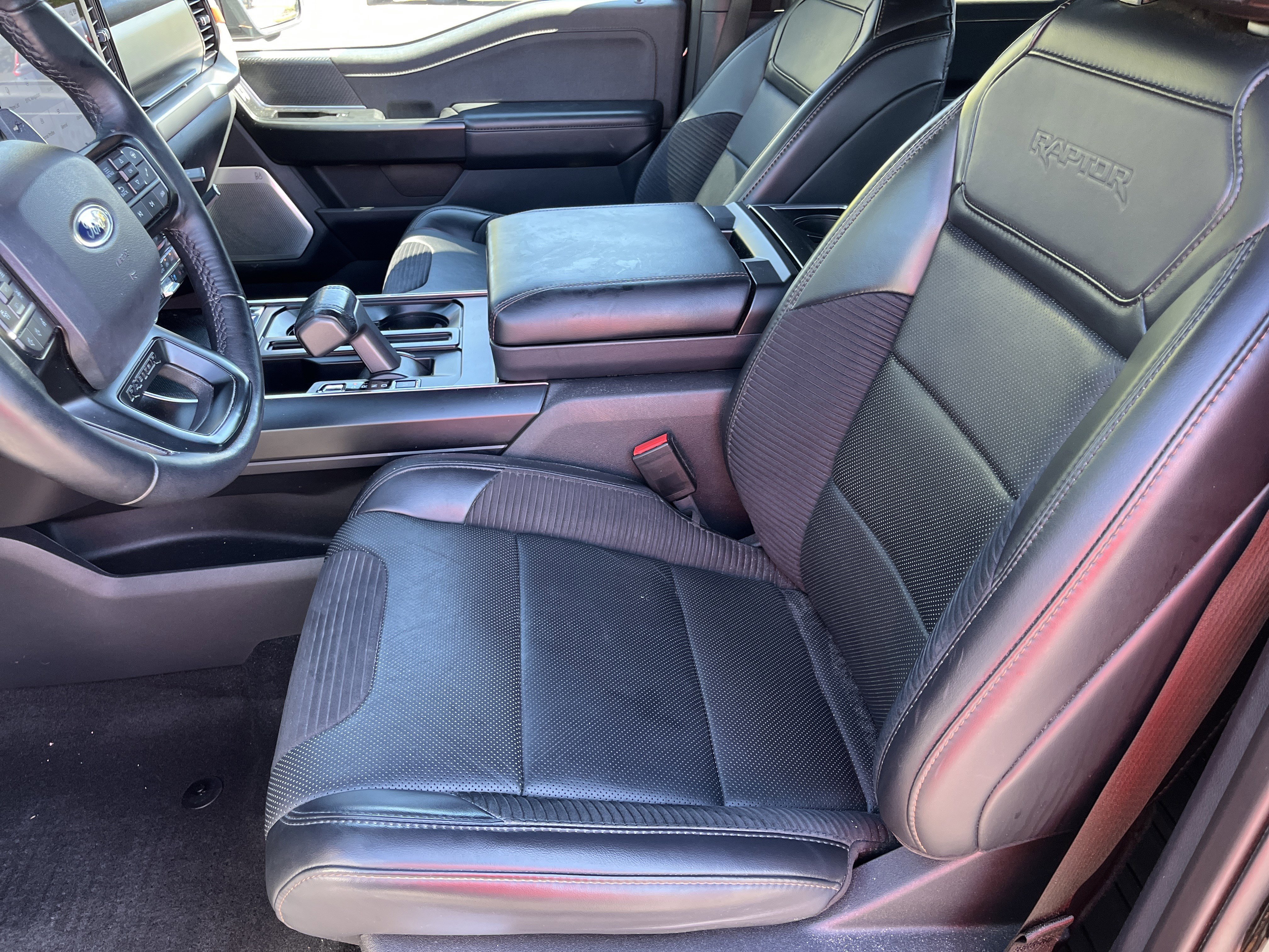 Used 2023 Ford F150 Raptor w/ Raptor Carbon Fiber Package image 19