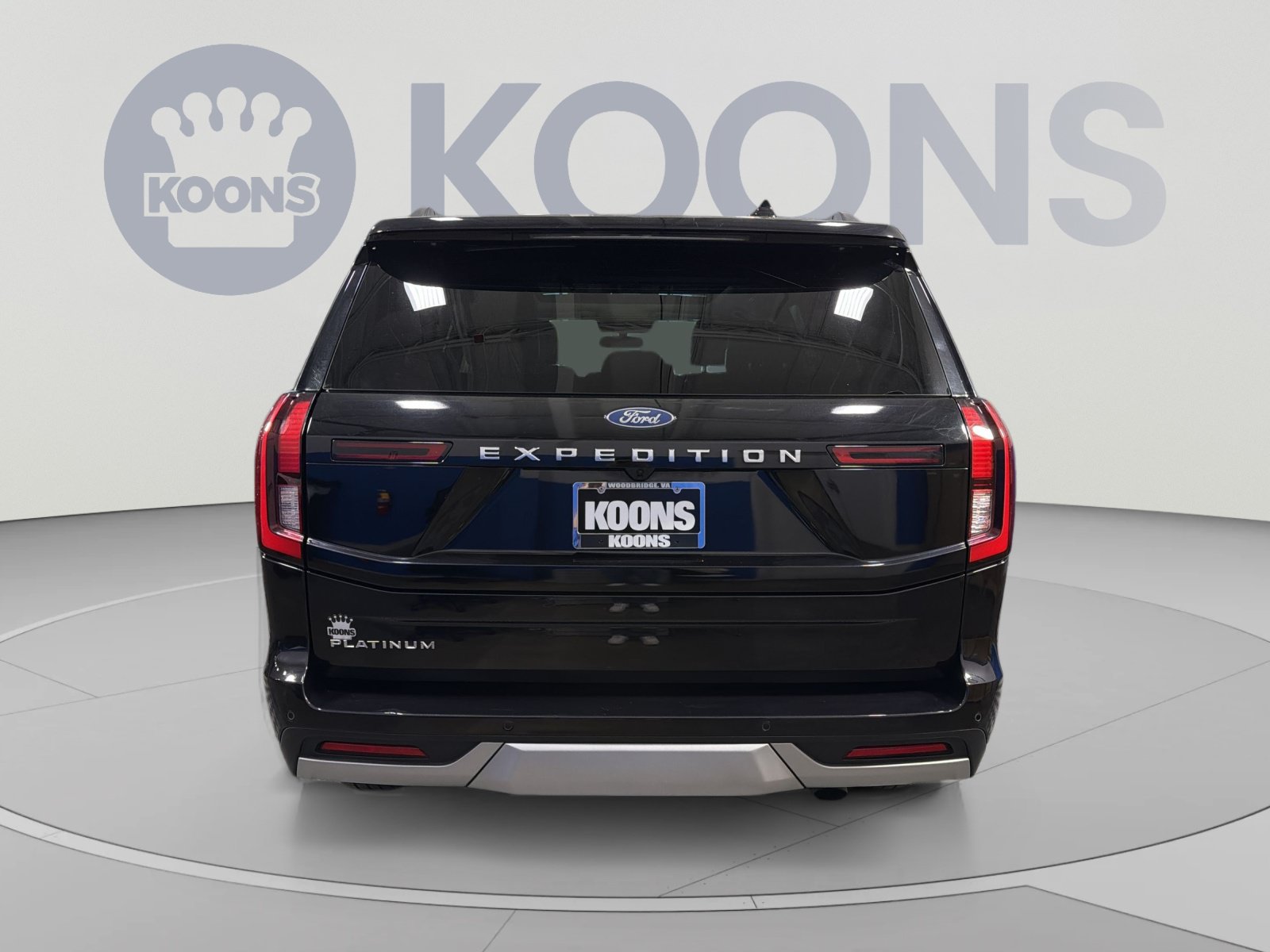 Used 2025 Ford Expedition Platinum AWD/4WD image 5