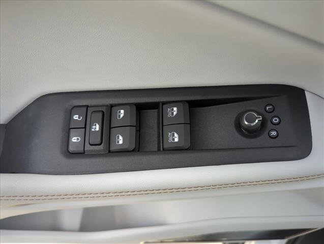 New 2026 Jeep Cherokee Overland AWD/4WD image 14