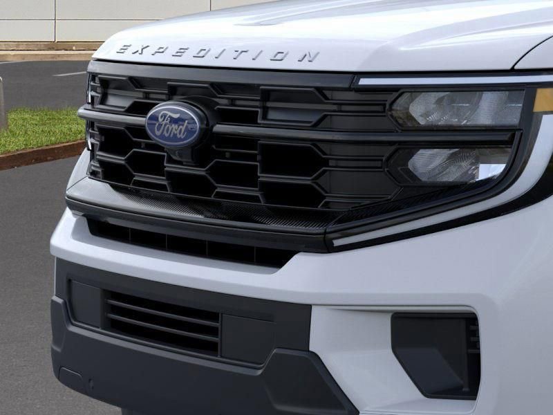 New 2026 Ford Expedition Active image 17