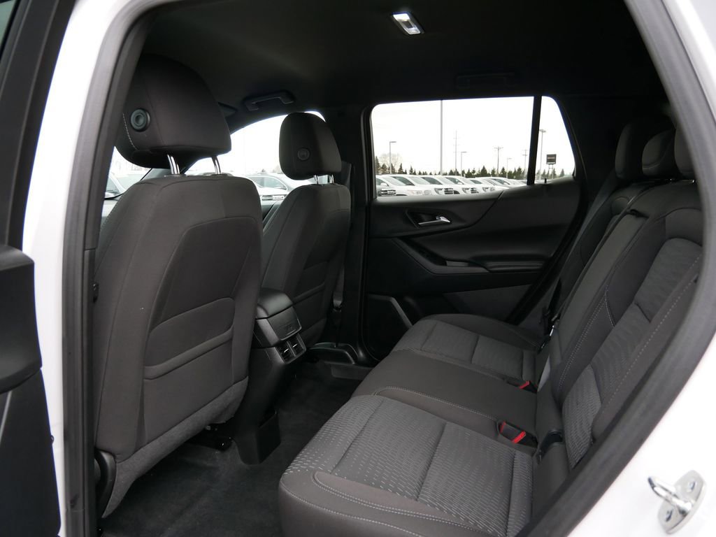 Used 2025 Chevrolet Equinox LT AWD/4WD image 15