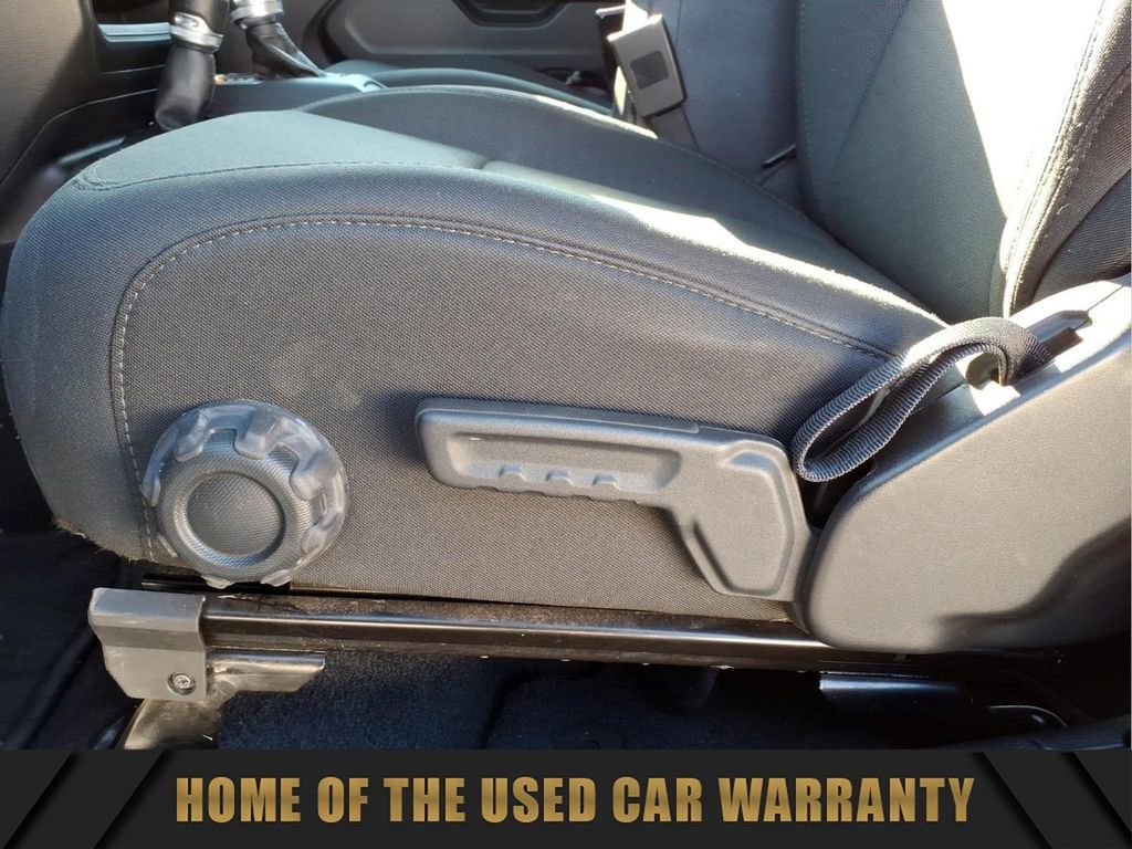 Used 2019 Jeep Wrangler Sport image 17