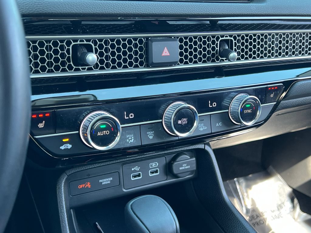 Used 2024 Honda Civic Touring image 15