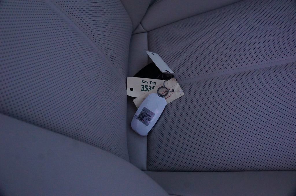 Certified 2026 Genesis G70 2.5T image 23