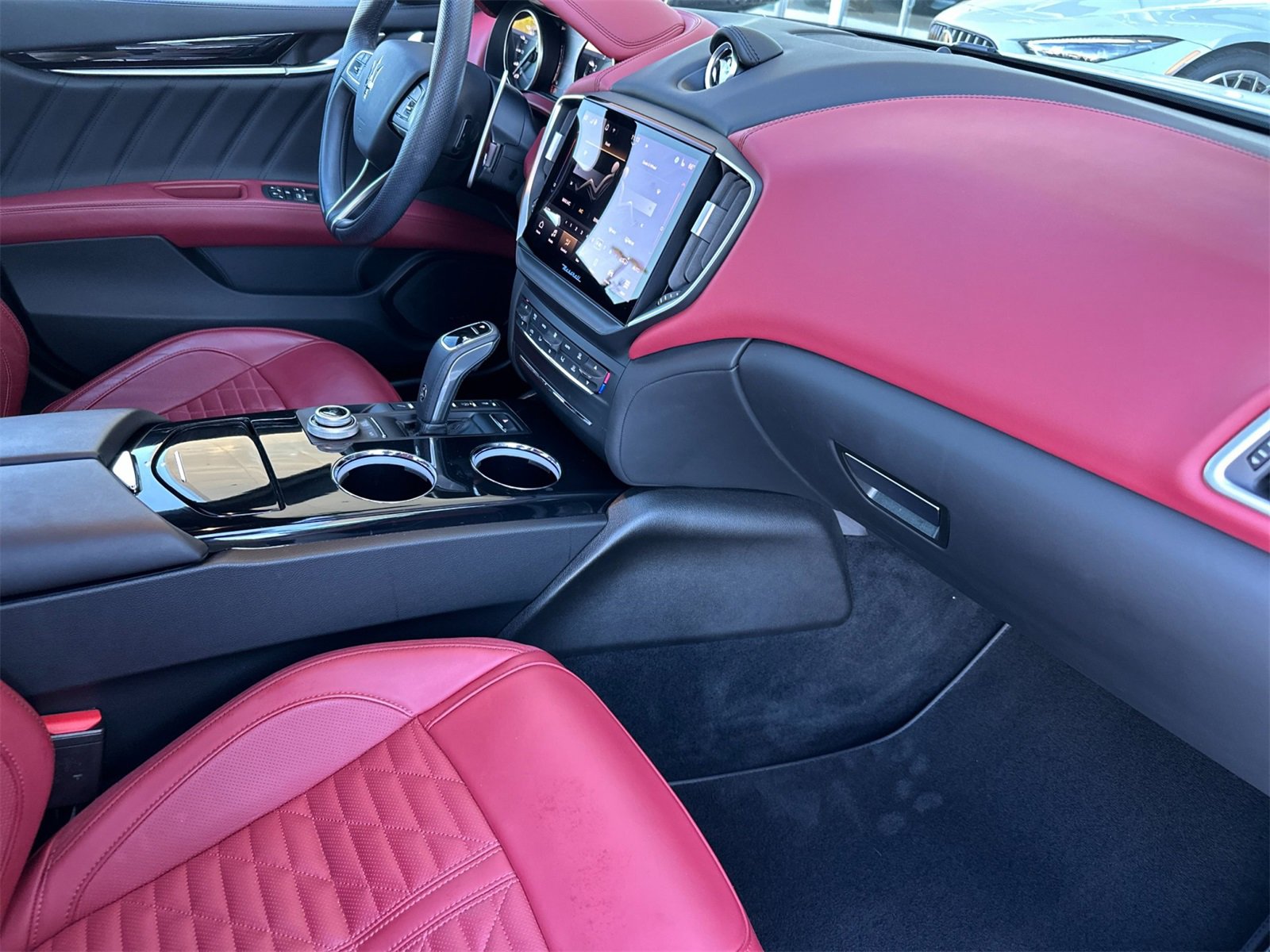 Used 2023 Maserati Ghibli Trofeo image 16