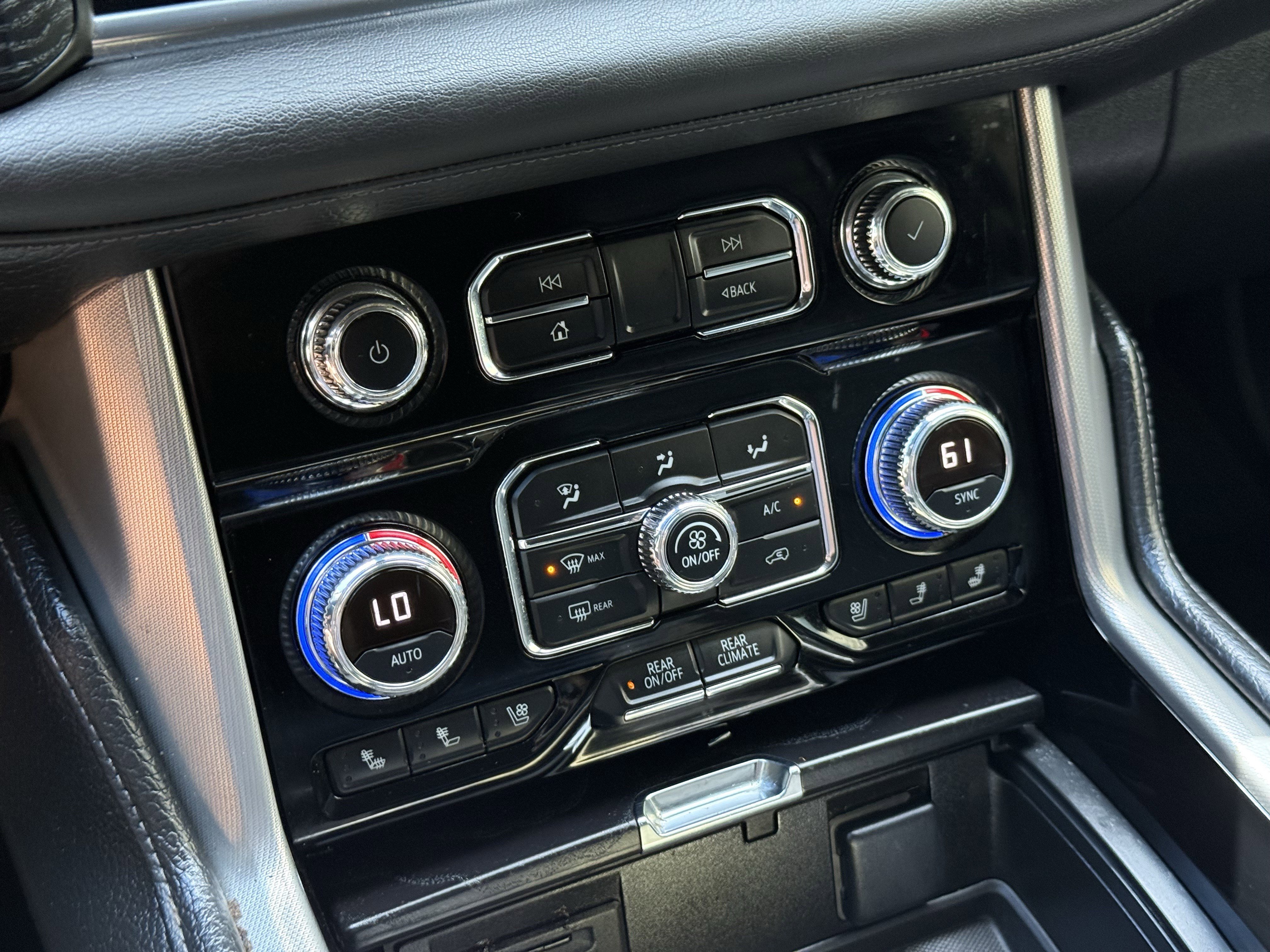 Used 2021 GMC Yukon Denali image 22