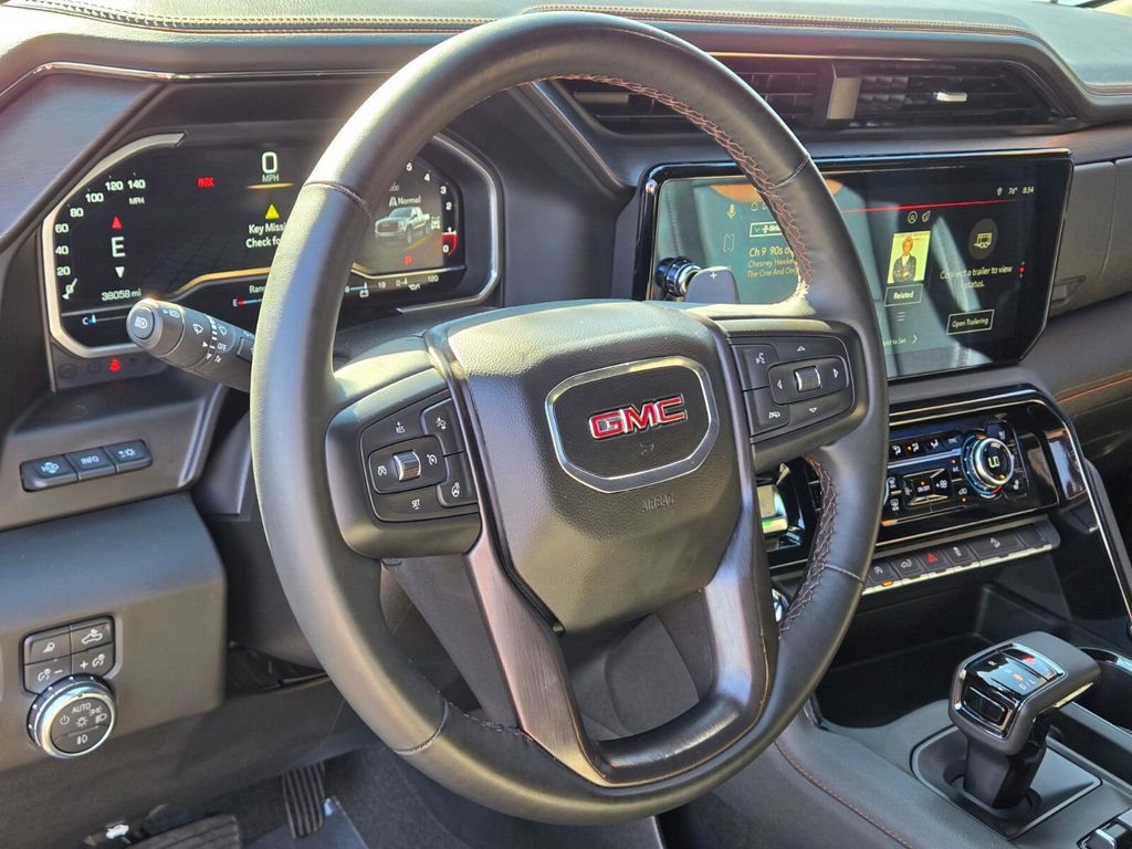 Used 2023 GMC Sierra 1500 AT4 w/ Technology Package AWD/4WD image 18