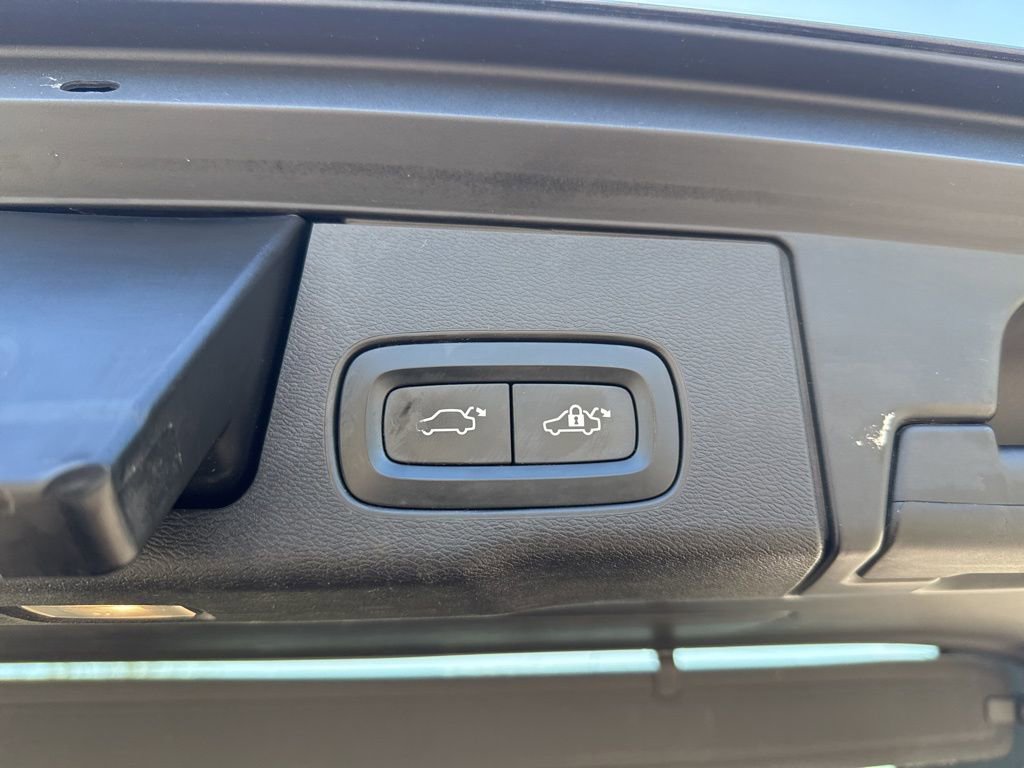 Used 2019 Volvo XC60 T5 Inscription image 54