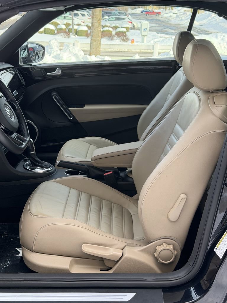 Used 2013 Volkswagen Beetle 2.5 50's Edition image 18