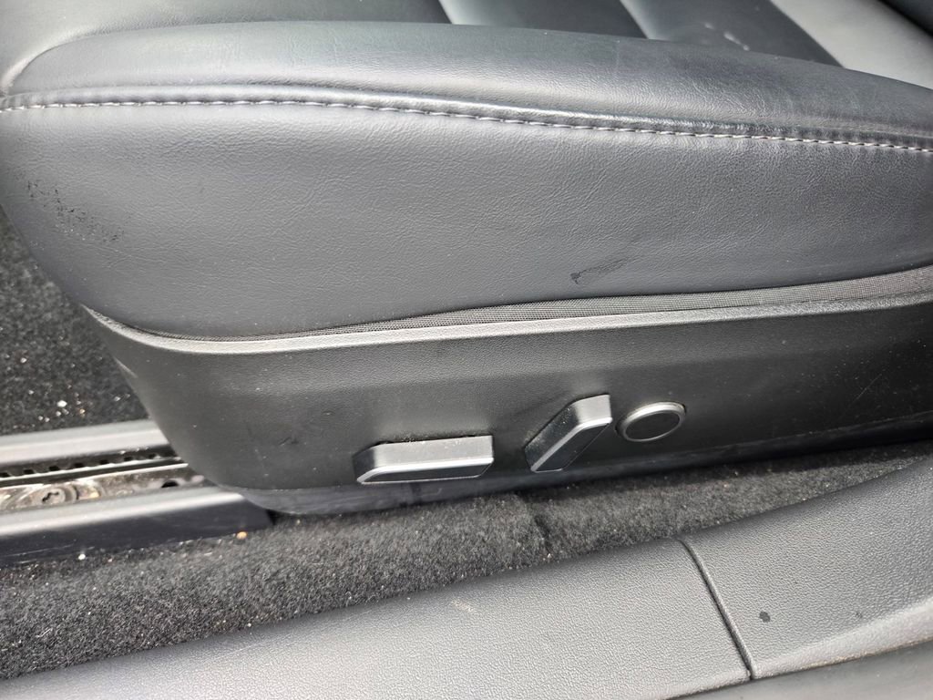 Used 2023 Tesla Model 3 Performance image 13