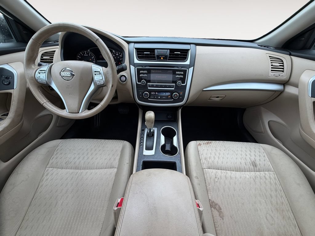 Used 2016 Nissan Altima 2.5 SV w/ Convenience Package FWD image 12