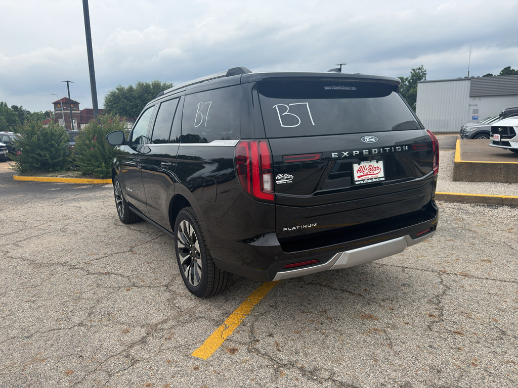 New 2026 Ford Expedition Platinum w/ Driver's Package AWD/4WD image 7