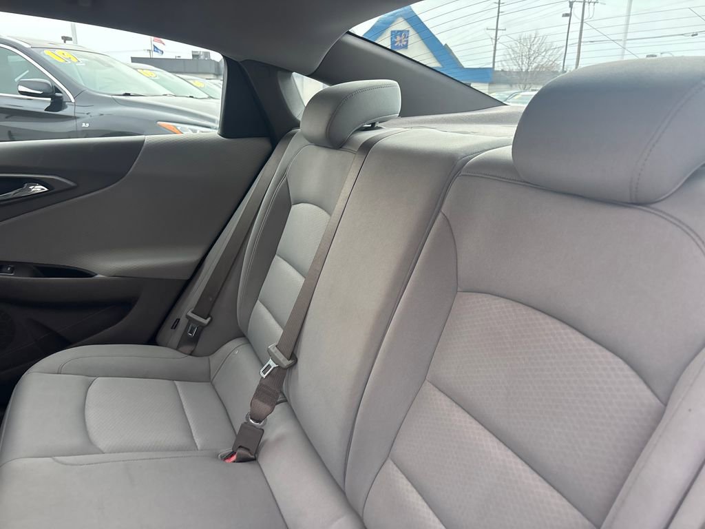 Used 2020 Chevrolet Malibu LS w/ Driver Confidence Package II image 31