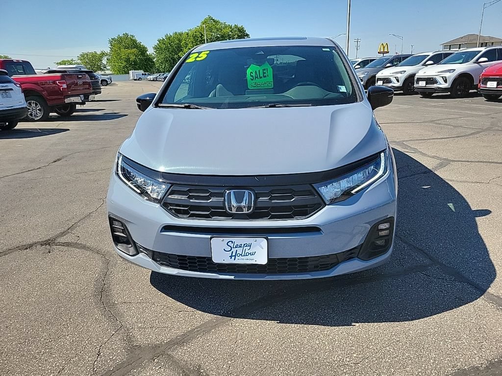 Used 2025 Honda Odyssey Sport-L image 2