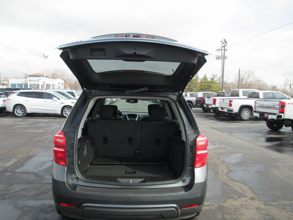 Used 2017 Chevrolet Equinox LT w/ Convenience Package image 5