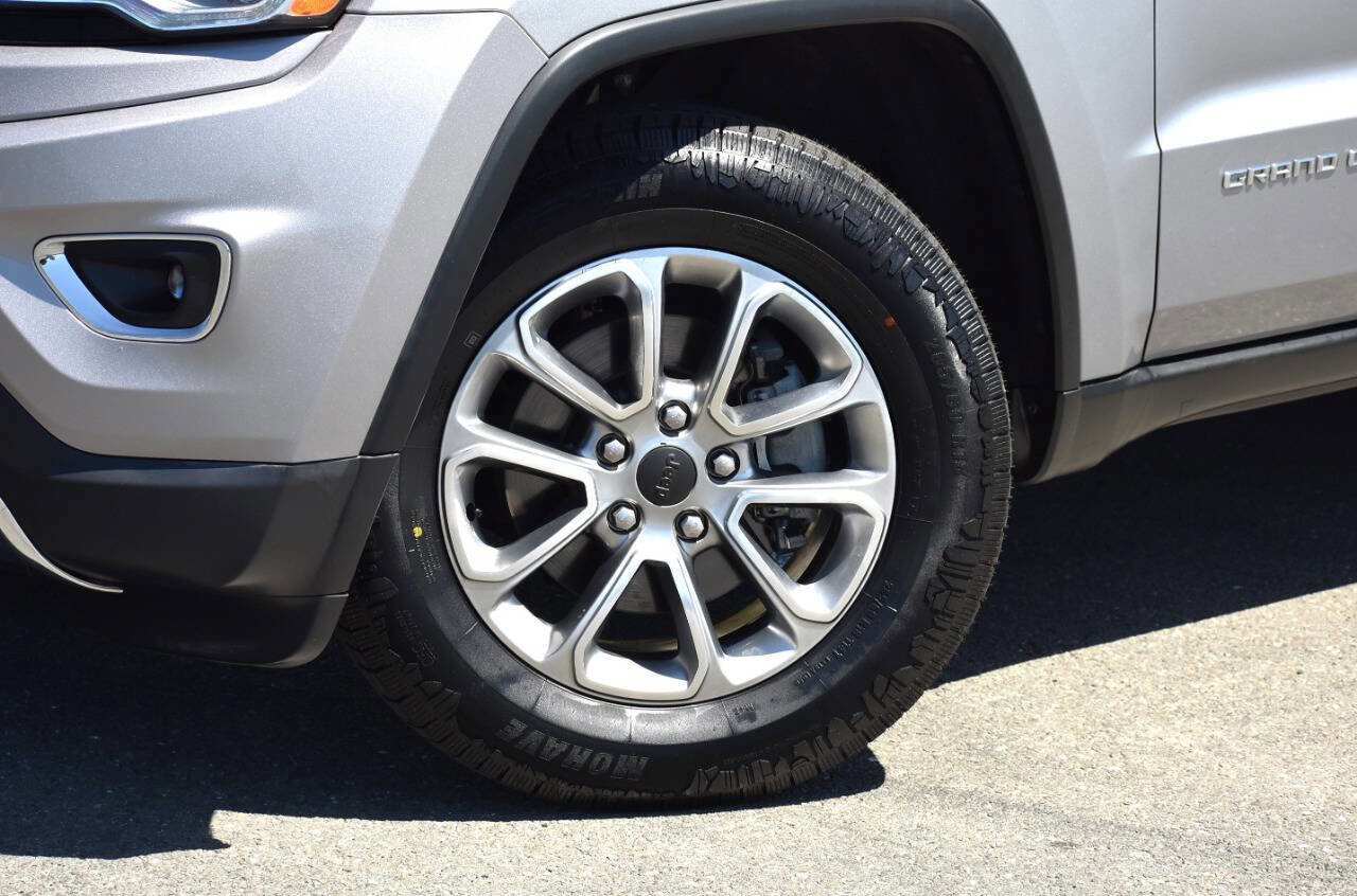 Used 2015 Jeep Grand Cherokee Limited w/ Luxury Group II AWD/4WD image 6