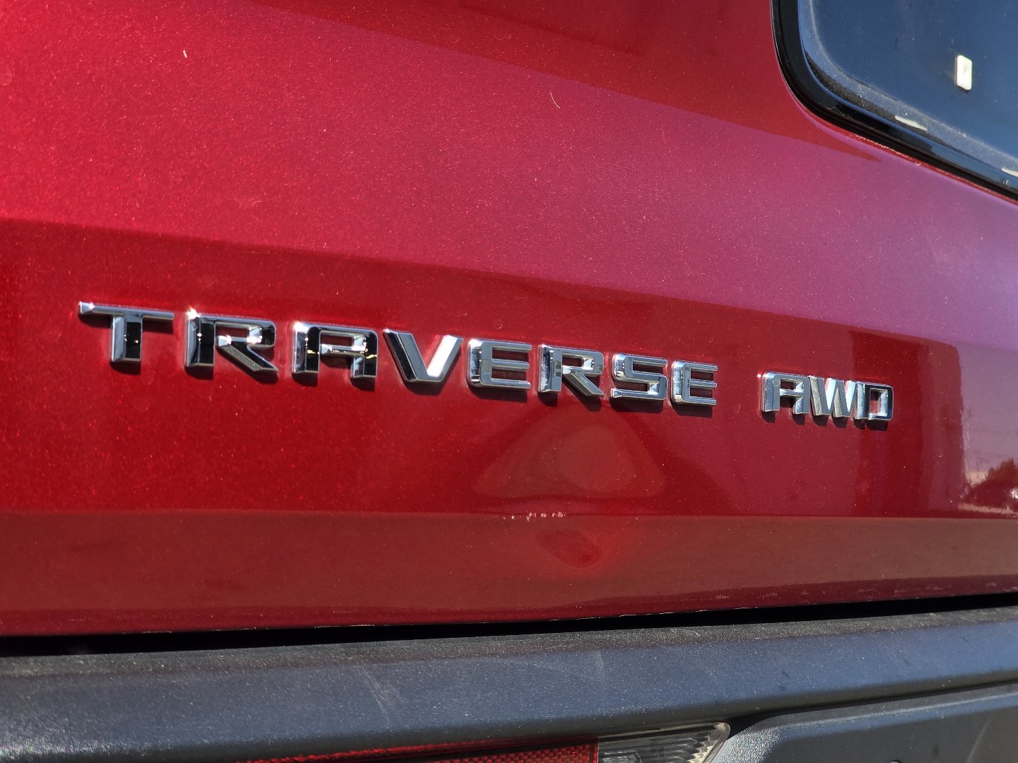 Used 2024 Chevrolet Traverse LT w/ Enhanced Driving Package AWD/4WD image 16