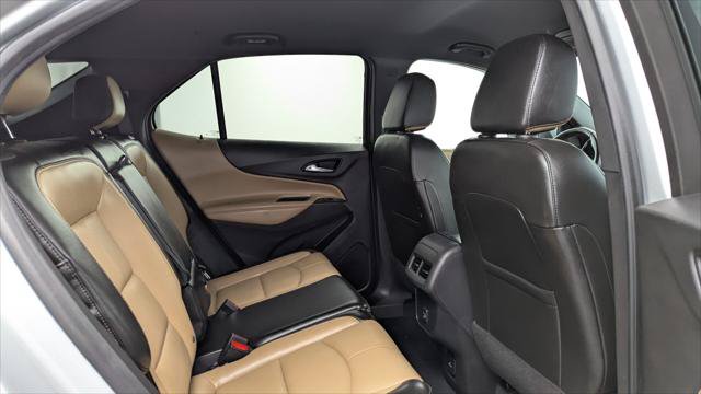 Used 2022 Chevrolet Equinox Premier AWD/4WD image 18