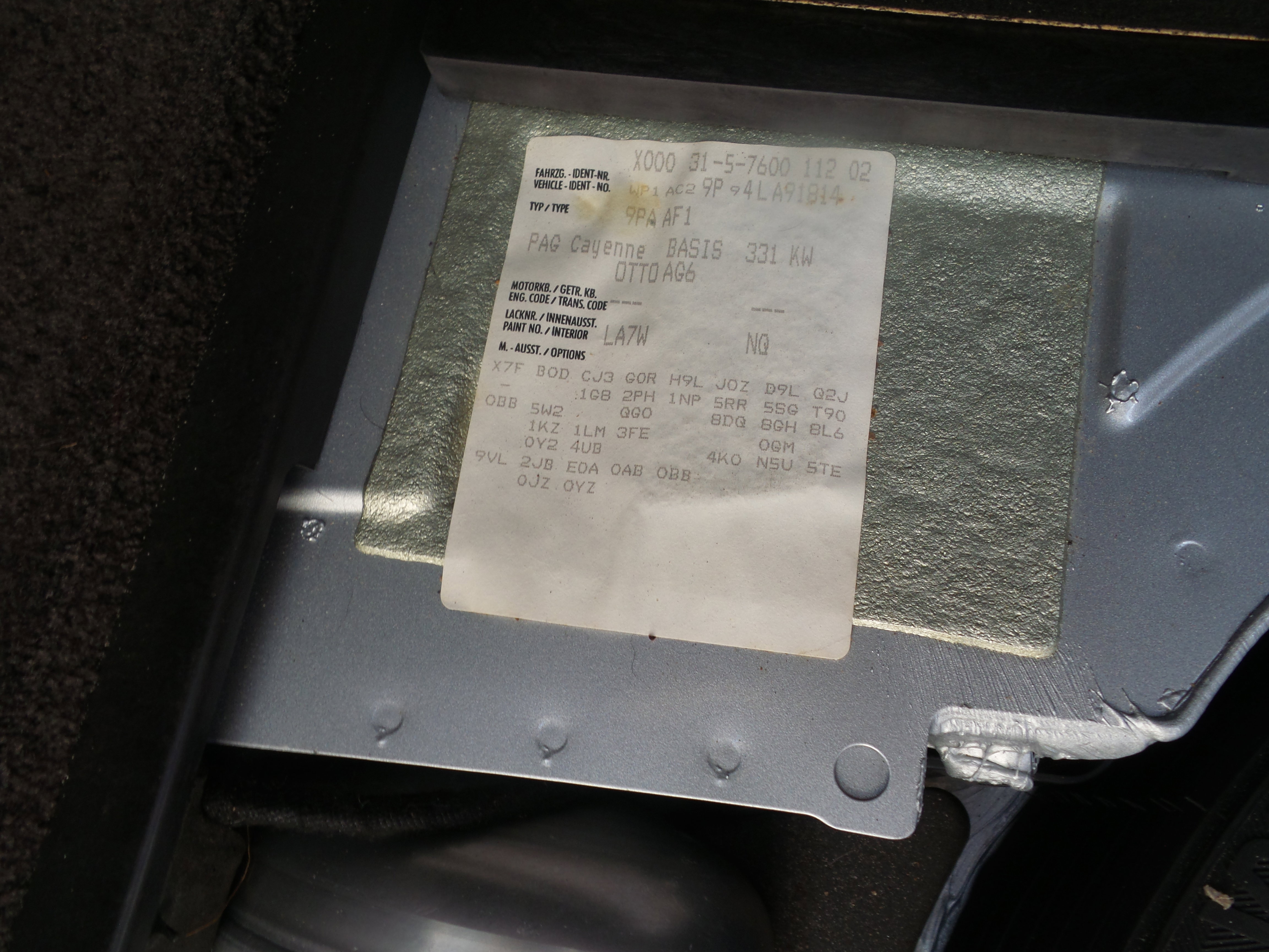 Used 2004 Porsche Cayenne Turbo image 24