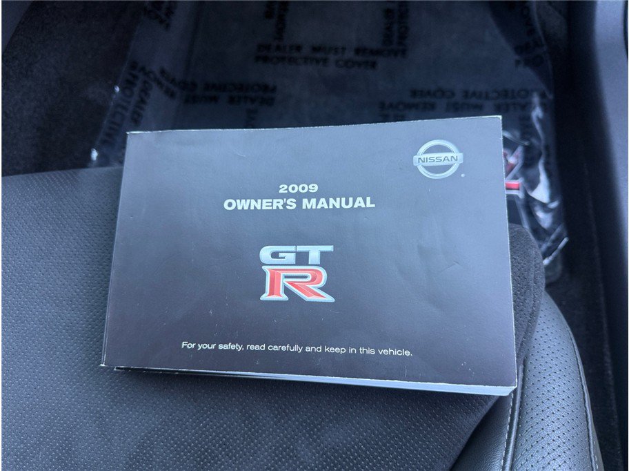 Used 2009 Nissan GT-R Premium AWD/4WD image 40