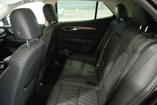 Used 2021 Buick Envision Avenir w/ Technology Package II image 16