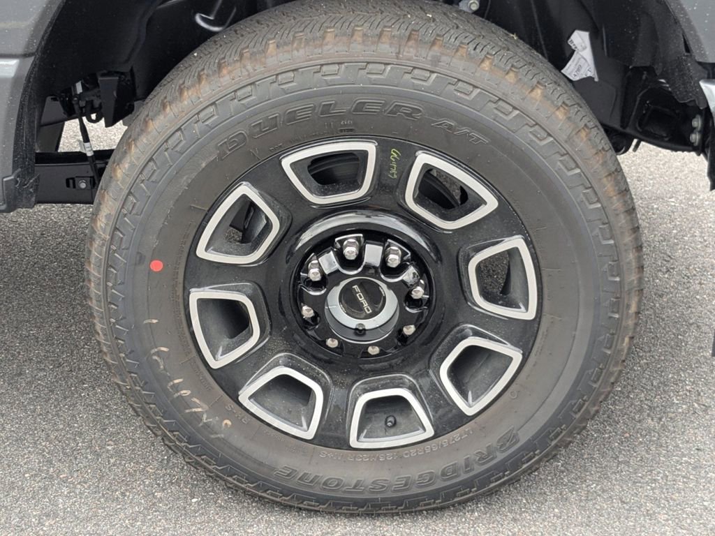New 2026 Ford F250 Platinum image 12