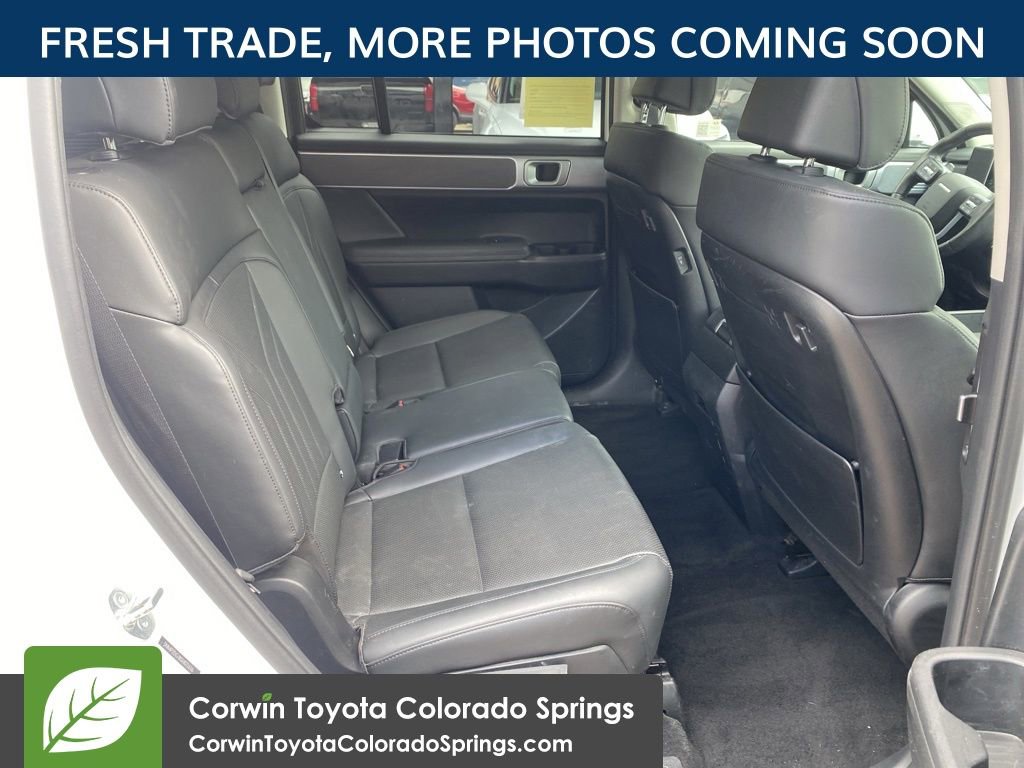 Used 2025 Hyundai Santa Fe SEL AWD/4WD image 11