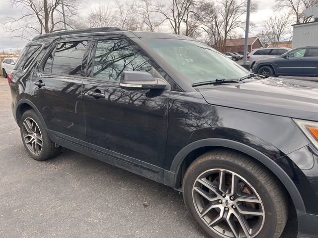 Used 2016 Ford Explorer Sport image 4