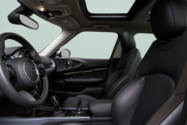 Used 2024 MINI Cooper Clubman S w/ Signature Upholstery Package image 7