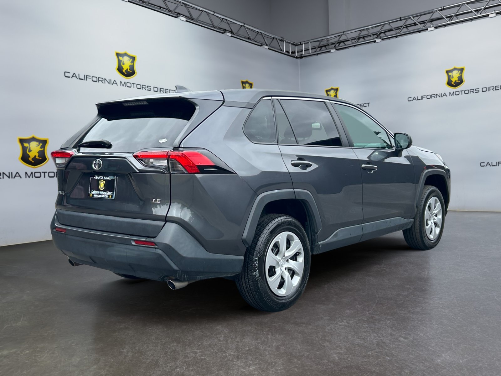 Used 2023 Toyota RAV4 LE FWD image 5