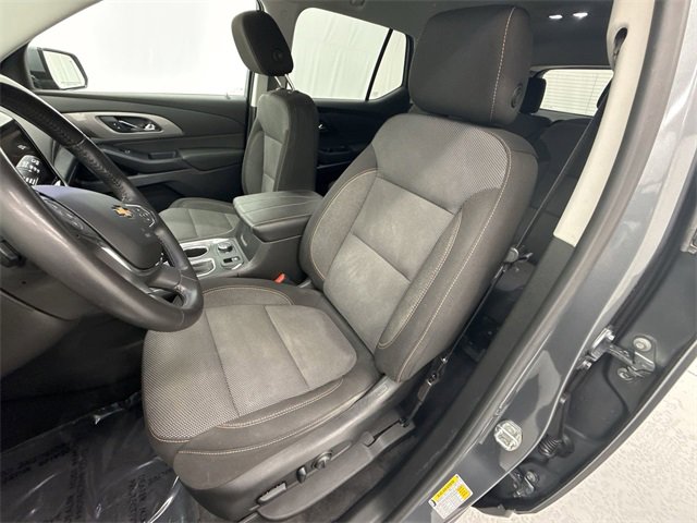 Used 2019 Chevrolet Traverse LT image 11