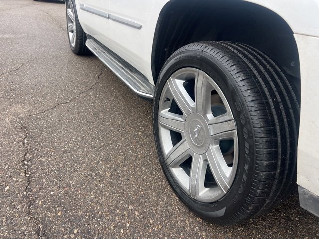Used 2019 Cadillac Escalade Luxury image 24