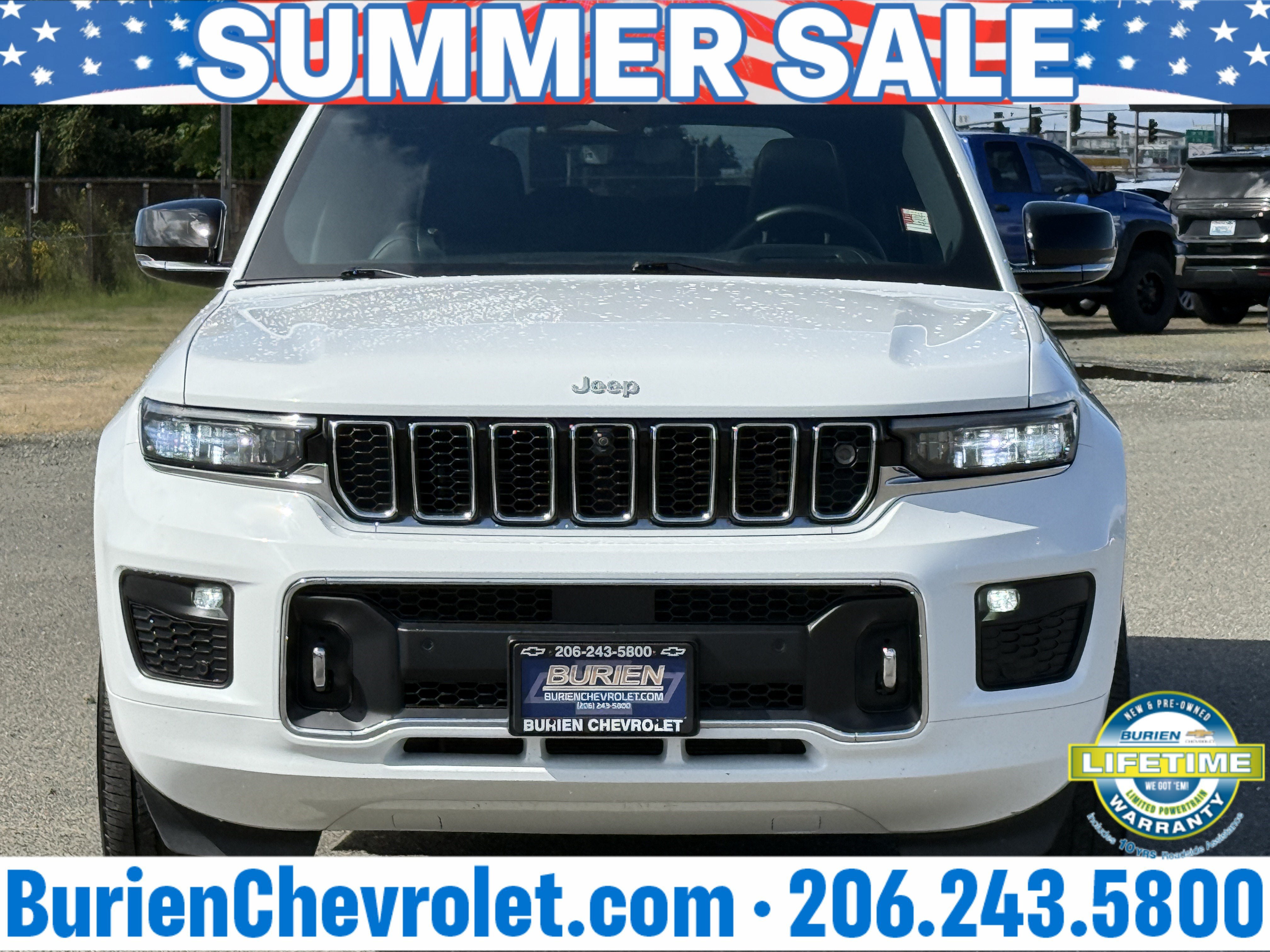 Used 2024 Jeep Grand Cherokee L Overland w/ Advanced Protech Group III AWD/4WD image 8