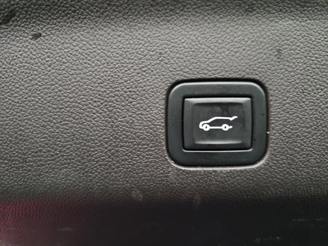 Used 2023 GMC Yukon XL Denali w/ Max Trailering Package image 14